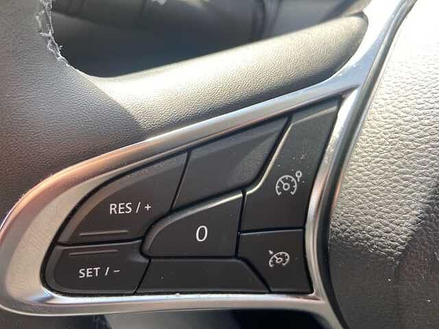 Renault Captur 1.6 E-TECH techno SUV 5dr Petrol Hybrid Auto Euro 6 (s/s) (145 ps)