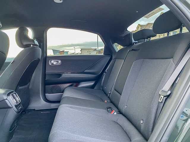 Hyundai IONIQ 6 E (228ps) Premium 77kWh (Single Motor) RWD