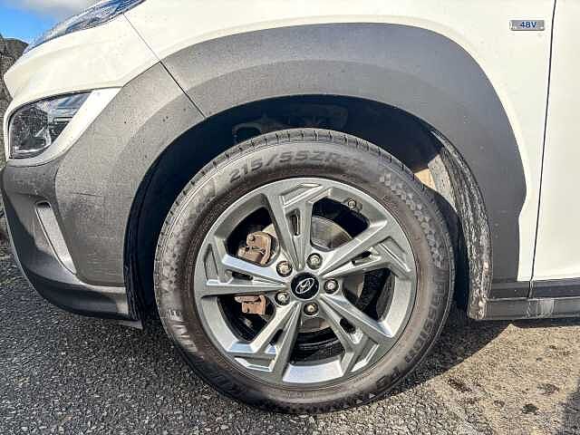 Hyundai KONA 1.0 TGDi 48V MHEV SE Connect 5dr White