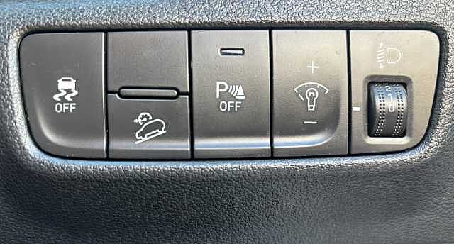 Hyundai KONA 1.0 TGDi 48V MHEV SE Connect 5dr White