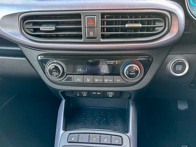 Hyundai i10 1.0 [63] Premium 5dr [Nav]