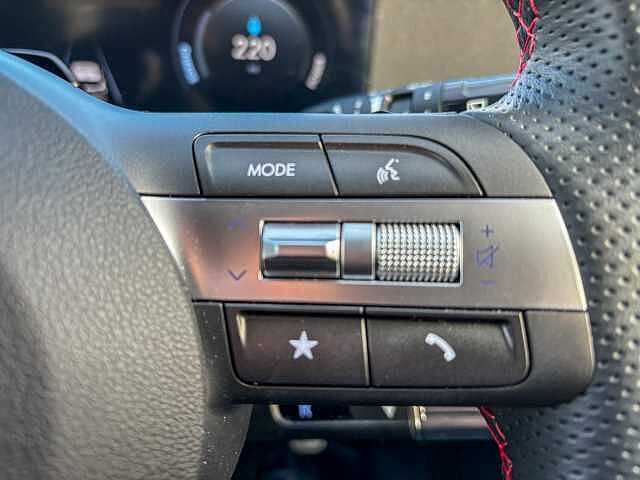 Hyundai KONA 160kW N Line 65kWh 5dr Auto White