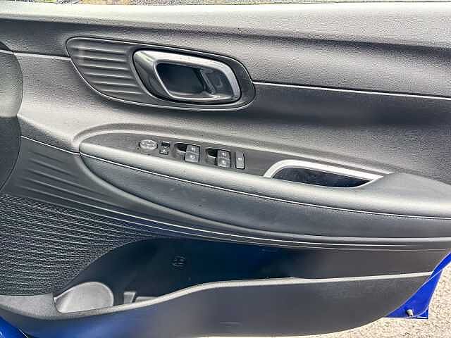 Hyundai BAYON 1.0 TGDi 48V MHEV Premium 5dr DCT Blue