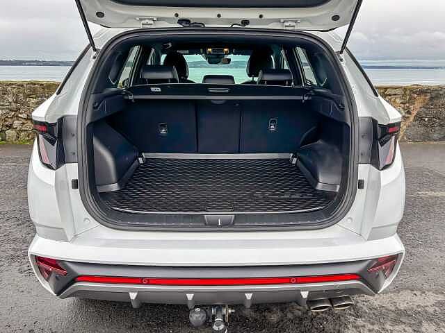 Hyundai TUCSON 1.6 TGDi Hybrid 230 N Line 5dr 2WD Auto White