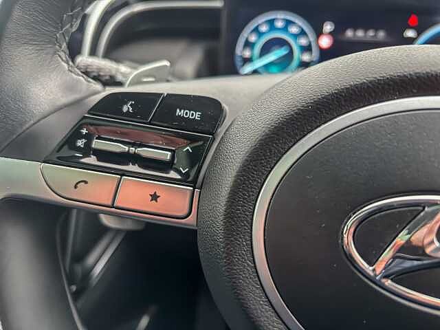 Hyundai TUCSON 1.6 TGDi Hybrid 230 Ultimate 5dr 2WD Auto Red