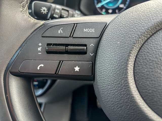 Hyundai BAYON 1.0 TGDi Ultimate 5dr Red