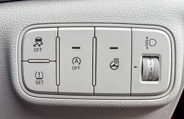 Hyundai BAYON 1.0 TGDi Ultimate 5dr Red