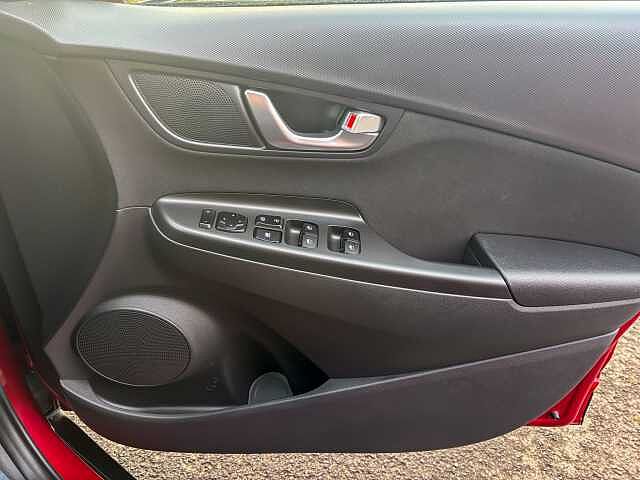 Hyundai KONA 1.0 TGDi 48V MHEV SE Connect 5dr