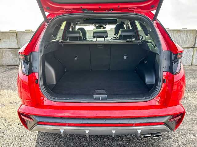 Hyundai TUCSON 1.6 TGDi Hybrid 230 N Line S 5dr 2WD Auto Red