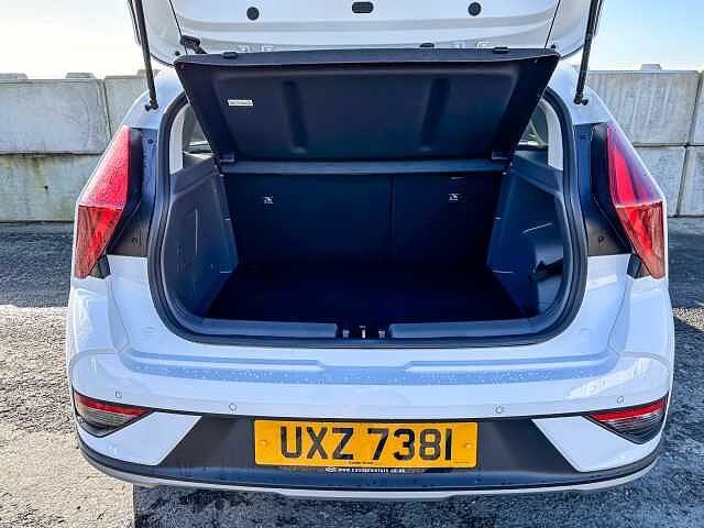 Hyundai BAYON 1.0 TGDi Ultimate 5dr DCT White