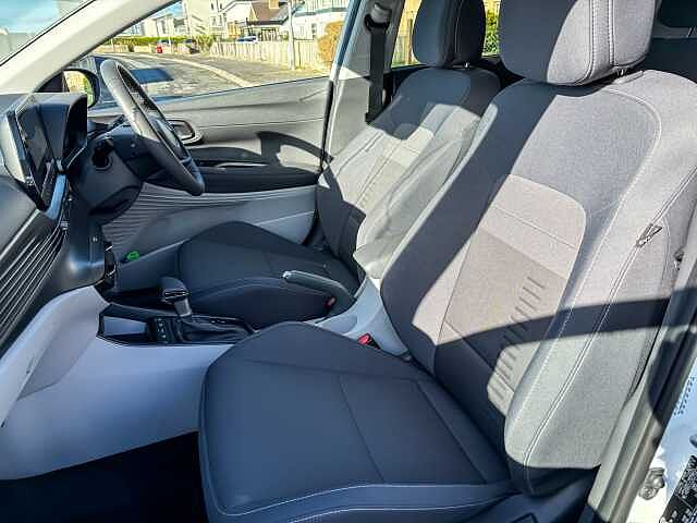 Hyundai BAYON 1.0 TGDi Ultimate 5dr DCT White