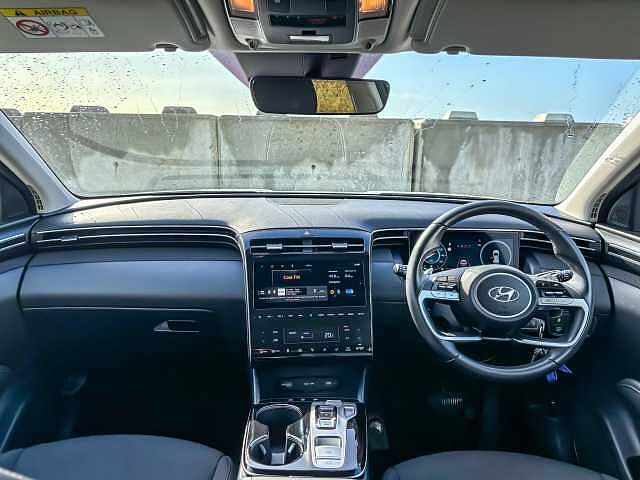 Hyundai TUCSON 1.6 TGDi Hybrid 230 SE Connect 5dr 2WD Auto White