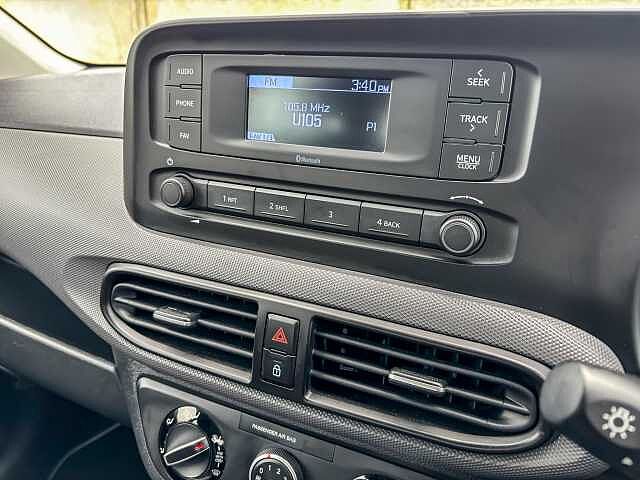 Hyundai I10 1.0 MPi SE 5dr Red