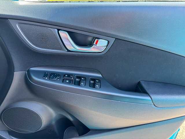 Hyundai KONA 1.0 TGDi 48V MHEV SE Connect 5dr