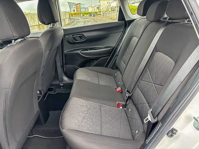 Hyundai BAYON 1.0 TGDi 48V MHEV SE Connect 5dr