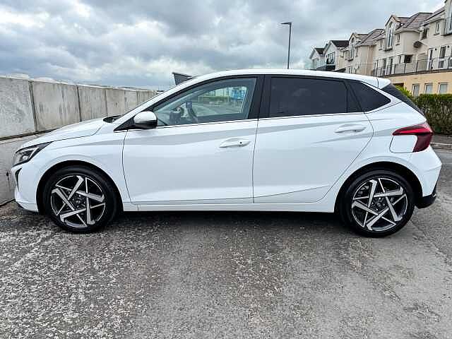Hyundai I20 1.0T GDi 90 Tech Line 5dr DCT White