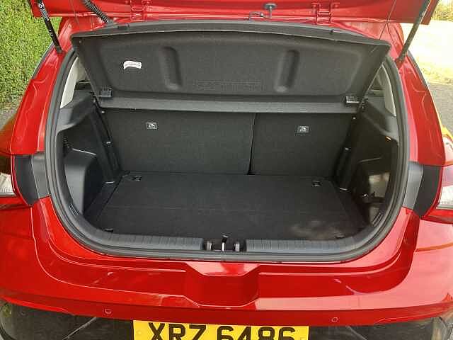 Hyundai I20 1.0T GDi 90 Tech Line 5dr Red