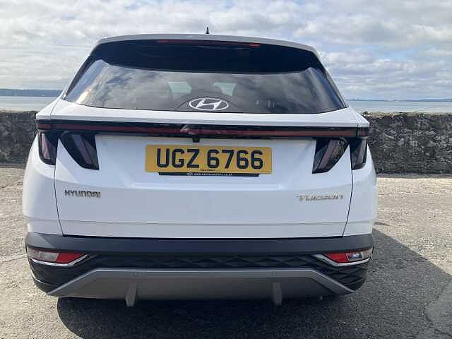 Hyundai TUCSON 1.6 TGDi 48V MHD Premium 5dr 2WD White
