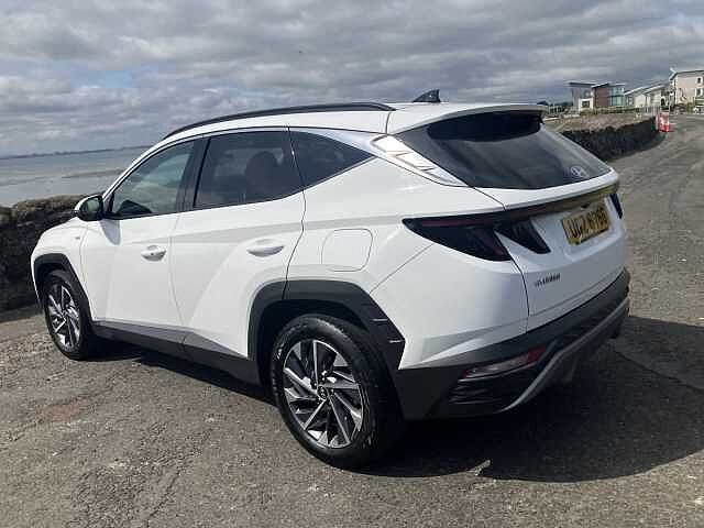 Hyundai TUCSON 1.6 TGDi 48V MHD Premium 5dr 2WD White