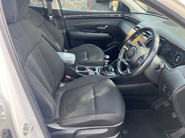 Hyundai TUCSON 1.6 TGDi 48V MHD Premium 5dr 2WD White