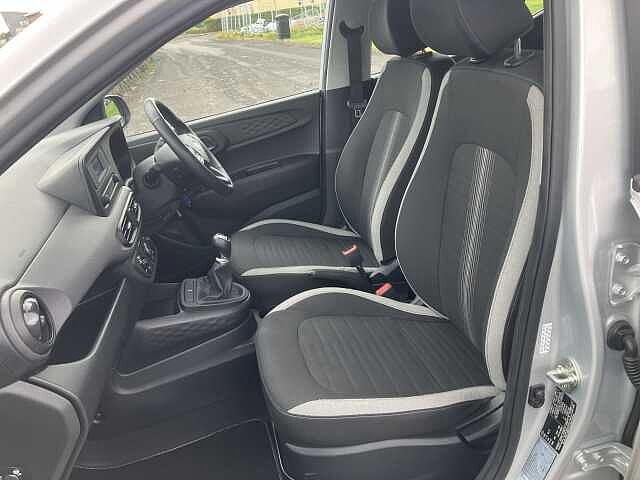 Hyundai I10 1.0 MPi SE 5dr Silver