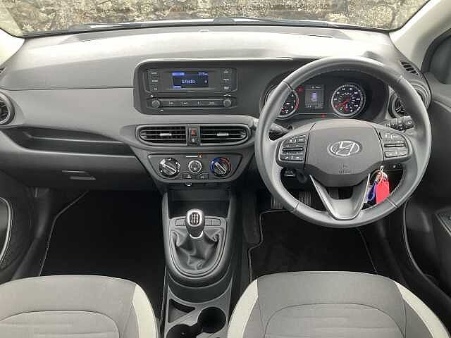 Hyundai I10 1.0 MPi SE 5dr Silver