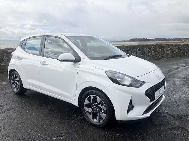 1.0 [63] Advance 5dr [Nav]
