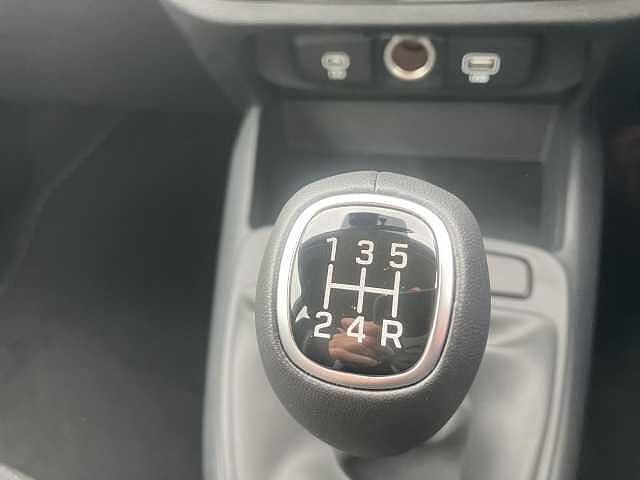 Hyundai I10 1.0 [63] Advance 5dr [Nav] White
