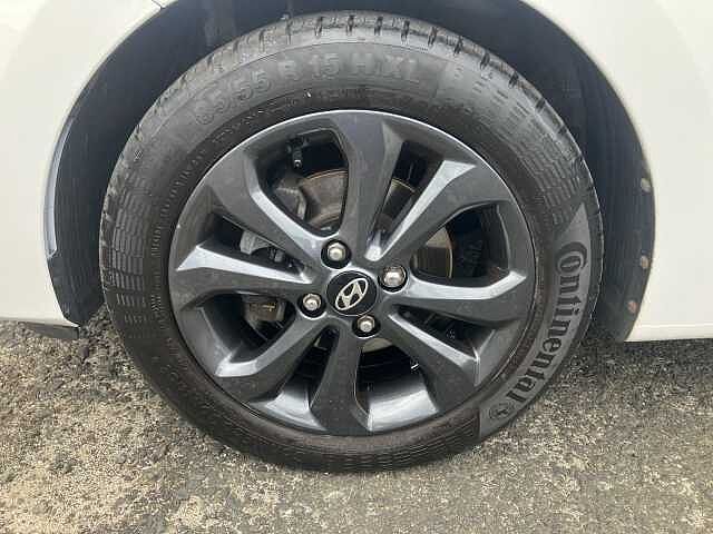Hyundai i10 1.2 Premium SE 5dr Auto