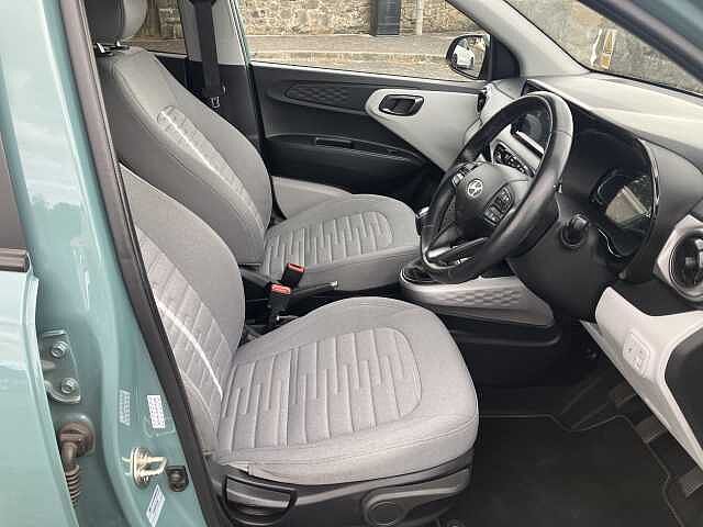 Hyundai i10 1.0 MPi Premium 5dr