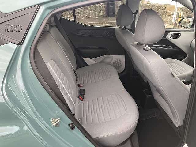 Hyundai i10 1.0 MPi Premium 5dr