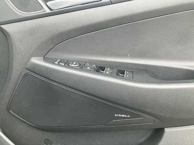 Hyundai TUCSON 1.6 GDi Premium 5dr 2WD