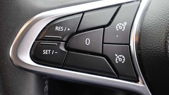 Renault Captur 1.0 TCe Iconic Edition SUV 5dr Petrol Manual Euro 6 (s/s) (90 ps)