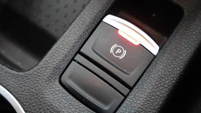 Renault Captur 1.0 TCe Iconic Edition SUV 5dr Petrol Manual Euro 6 (s/s) (90 ps)