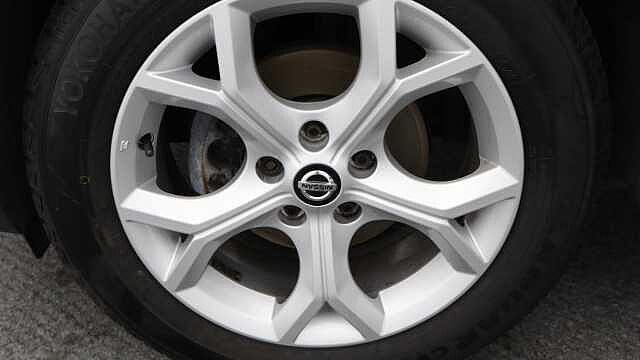 Nissan Juke 1.0 DIG-T N-Connecta SUV 5dr Petrol Manual Euro 6 (s/s) (114 ps)