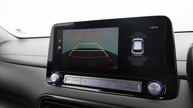 Hyundai KONA 64kWh Premium SUV 5dr Electric Auto (10.5kW Charger) (204 ps)