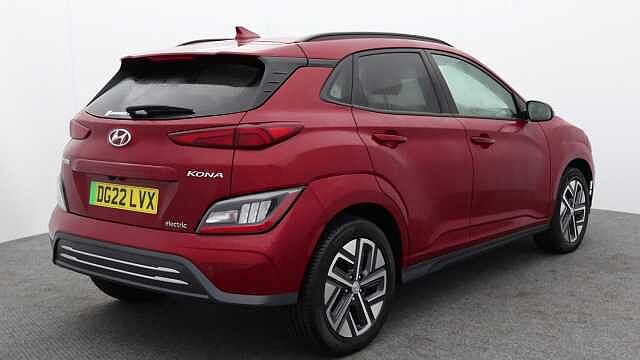 Hyundai KONA 64kWh Premium SUV 5dr Electric Auto (10.5kW Charger) (204 ps)