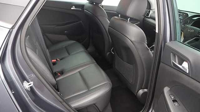 Hyundai TUCSON 1.6 T-GDi Premium SUV 5dr Petrol DCT Euro 6 (s/s) (177 ps)
