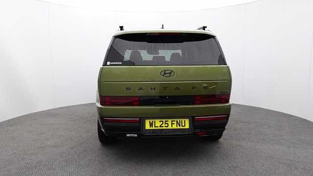 Hyundai Santa Fe 1.6 T-GDi 13.8kWh Calligraphy SUV 5dr Petrol Plug-in Hybrid Auto 4WD Euro 6 (s/s