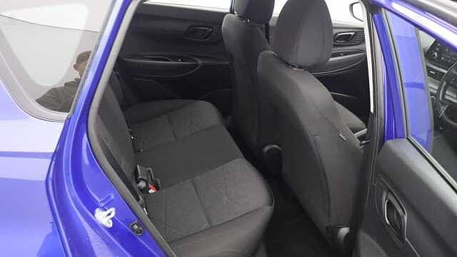 Hyundai BAYON 1.0 T-GDi MHEV SE Connect SUV 5dr Petrol Hybrid Manual Euro 6 (s/s) (100 ps) Blue