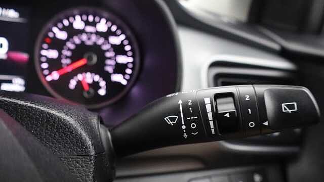 Kia Stonic 1.0 T-GDi 2 SUV 5dr Petrol Manual Euro 6 (s/s) (99 bhp)