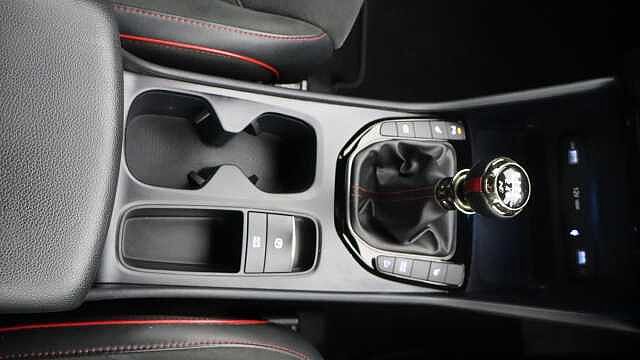 Hyundai TUCSON 1.6 T-GDi N Line SUV 5dr Petrol Manual Euro 6 (s/s) (150 ps) White