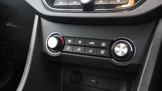 MG MG3 1.5 VTi-TECH Exclusive Nav Hatchback 5dr Petrol Manual Euro 6 (s/s) (106 ps)