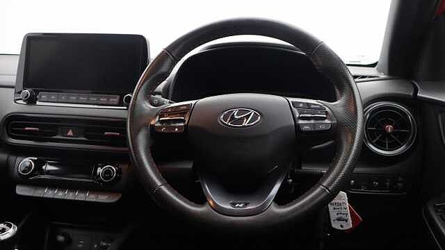 Hyundai KONA 1.0 T-GDi MHEV N Line SUV 5dr Petrol Hybrid Manual Euro 6 (s/s) (120 ps) Red