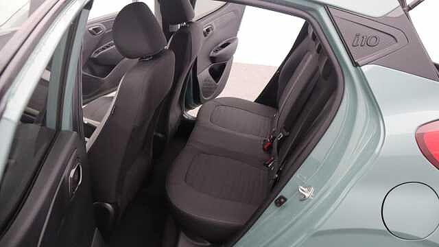 Hyundai I10 1.0 Premium Hatchback 67 Green