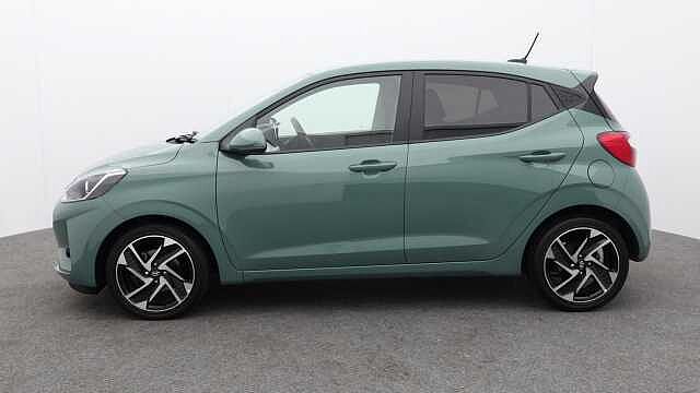 Hyundai I10 1.0 Premium Hatchback 67 Green
