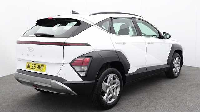 Hyundai KONA 1.6 T-GDi Advance SUV 5dr Petrol DCT Euro 6 (s/s) (138 ps) White