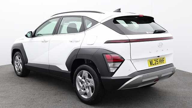 Hyundai KONA 1.6 T-GDi Advance SUV 5dr Petrol DCT Euro 6 (s/s) (138 ps) White
