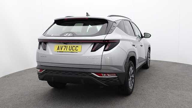 Hyundai TUCSON 1.6 h T-GDi SE Connect SUV 5dr Petrol Hybrid Auto Euro 6 (s/s) (230 ps) Silver