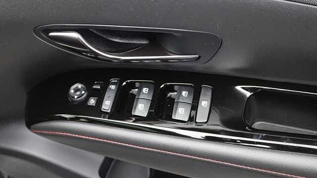 Hyundai TUCSON 1.6 h T-GDi N Line S SUV 5dr Petrol Hybrid Auto Euro 6 (s/s) (230 ps) Grey